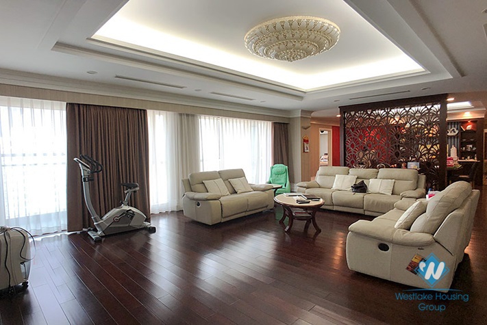 An enormous 3 bedroom apartment for rent in Ciputra Complex